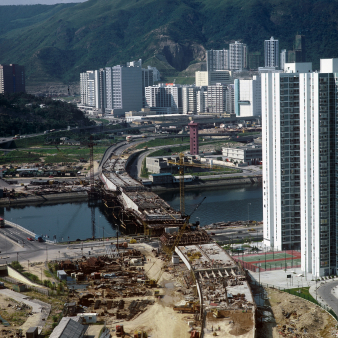 施工中的沙田大橋，1986年© Heather Coulson